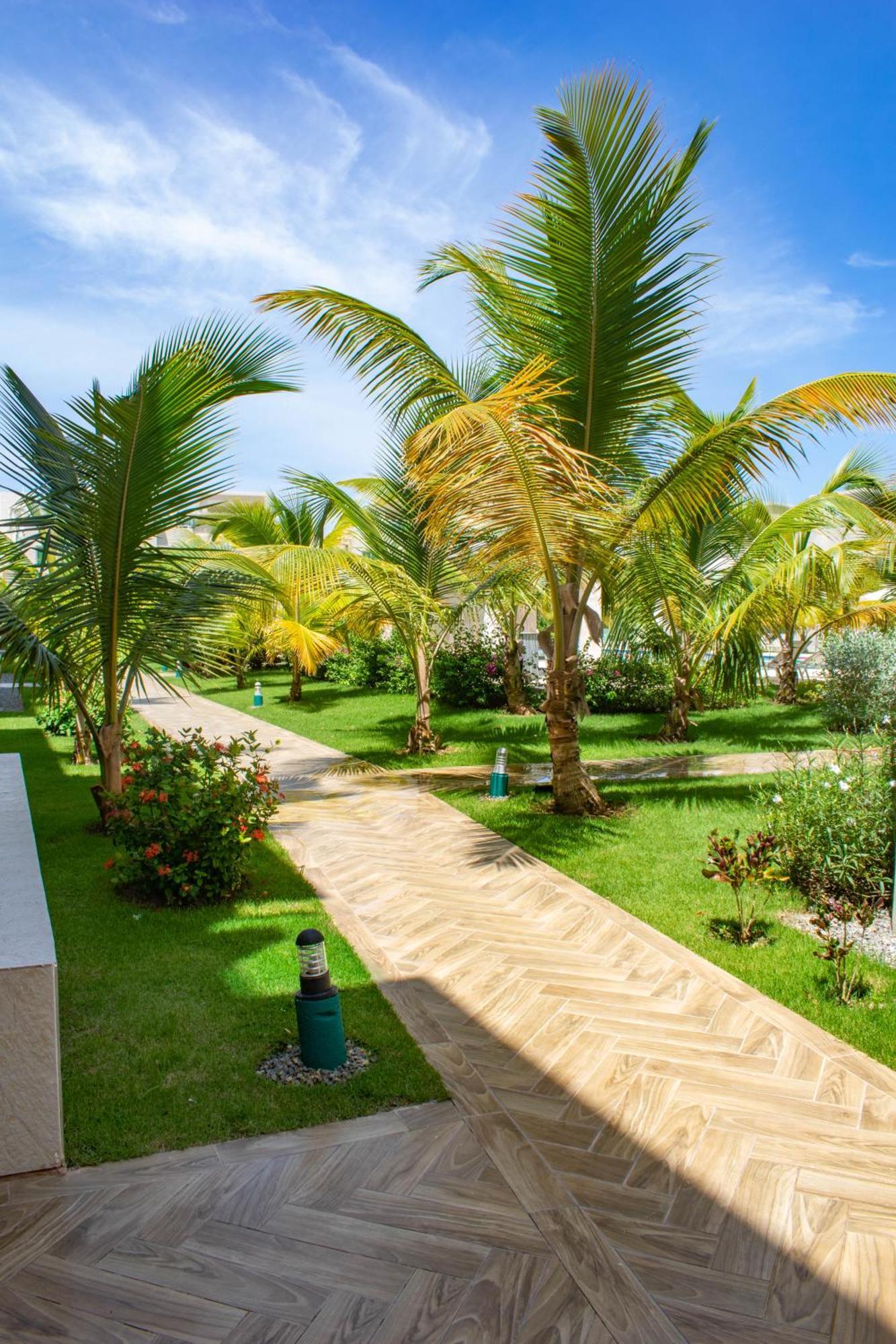 Playa Palmera Beach Resort Punta Cana Buitenkant foto